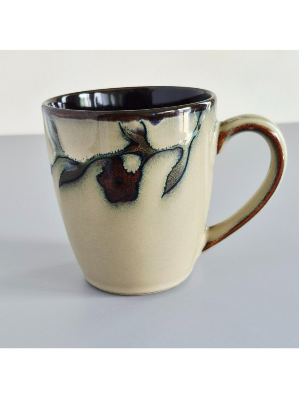 Mikasa Desert Bloom Coffee Mug Set Glossy Beige Stoneware Dark Red & Gray Floral - Picture 3 of 10